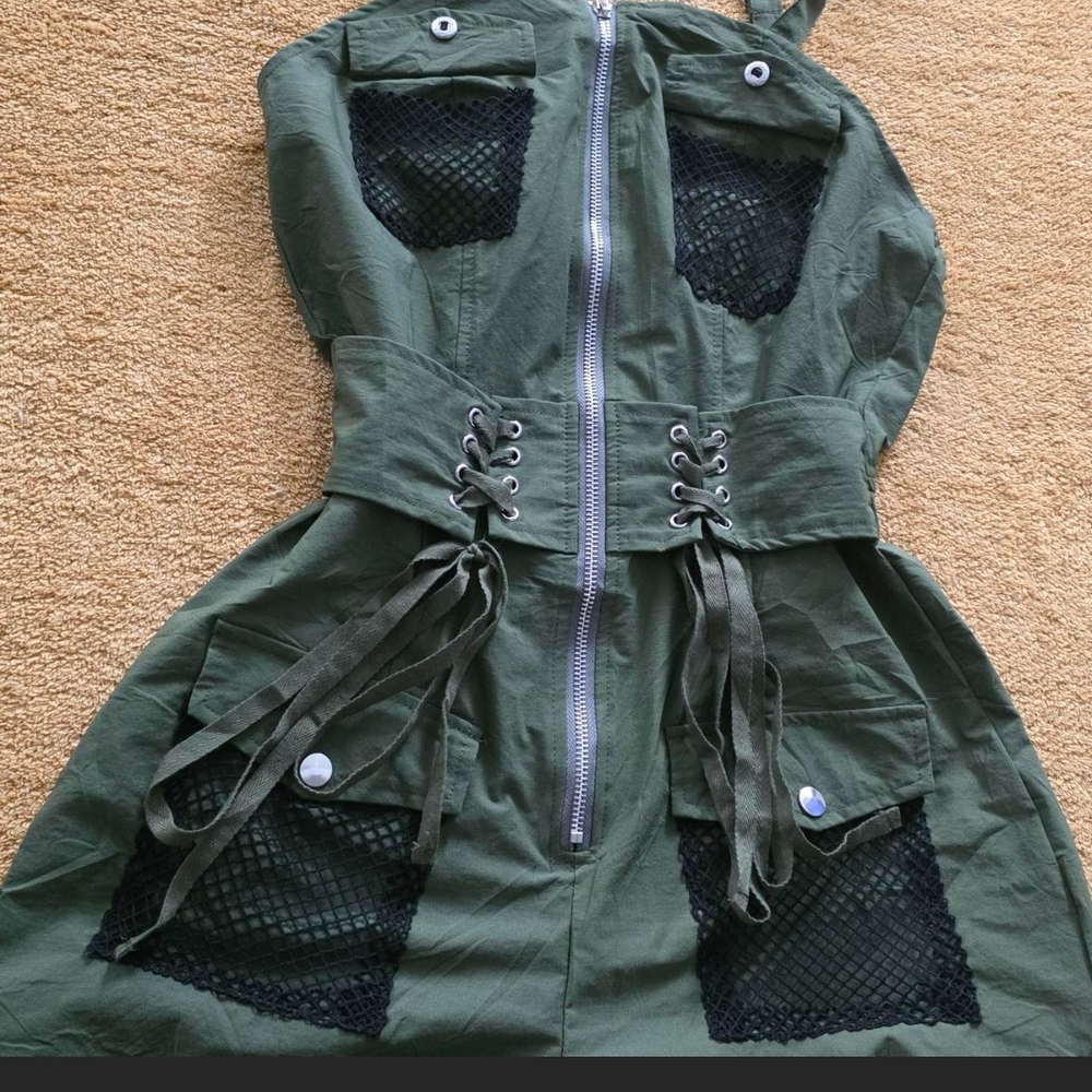 Olive Green Zipper Lace-Up One-Piece Romper With Fishnet Details! M Stretchy - Picture 2 of 4